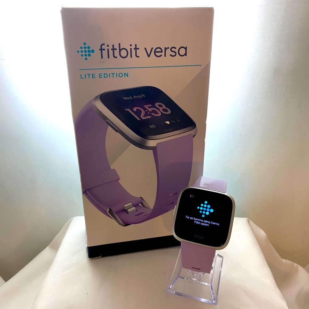 NIB Lilac Fitbit Versa Lite Edition Retail: $159
